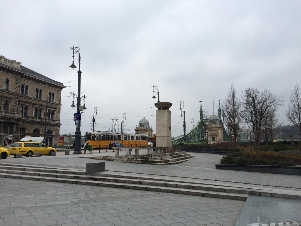 Mainstreet Central *